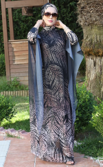 image_produit_vue_plein_pied_maillot_de_bain_couvrant_burkini_long_caftan_de_plage_imprime_palma_miss_burkini